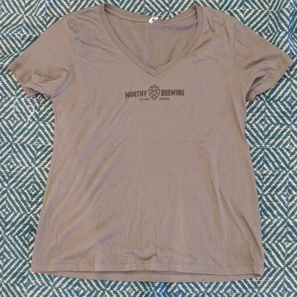 Worthy Brewing V-Neck